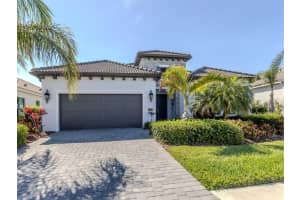 208 Corelli Dr, NOKOMIS