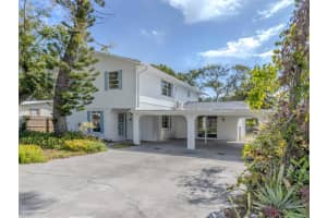 200 Sierra St S, NOKOMIS