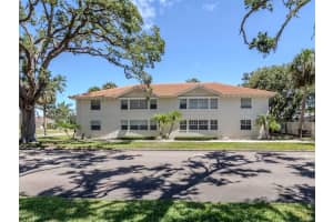 528 W Venice Ave #1, VENICE