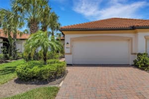 9823 Haze Dr, VENICE
