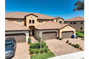 23527 Awabuki #202, VENICE 23527 Awabuki #202, VENICE