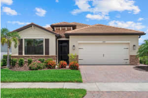 11970 Lovegrass St, VENICE