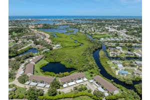 841 Waterside Dr #202, VENICE
