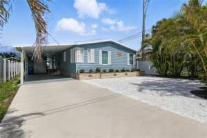 38 Plumosa Dr, VENICE