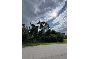 395 Ramblewood St, PORT CHARLOTTE