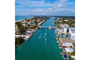 100 Circuit Rd #s35, NOKOMIS