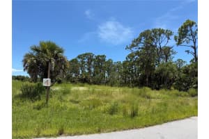 109 Hawk Dr, ROTONDA WEST