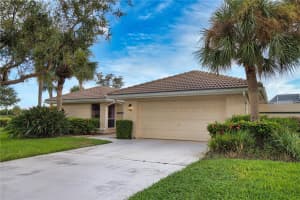 735 Carnoustie Ter #18, VENICE