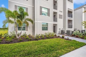 17625 Opal Sand Dr #301, VENICE