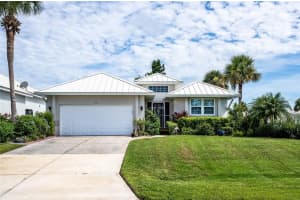 222 Westwind Dr, PLACIDA