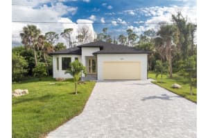 289 Albatross Rd, ROTONDA WEST