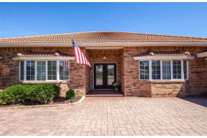 810 Carnoustie Dr, VENICE