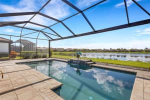 9895 Wingood Dr, VENICE