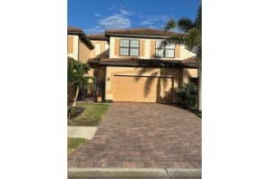 20051 Ragazza Cir #202, VENICE