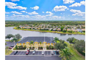 12909 Tigers Eye Dr, VENICE