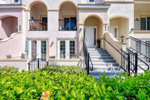 431 Nokomis Ave S #314, VENICE
