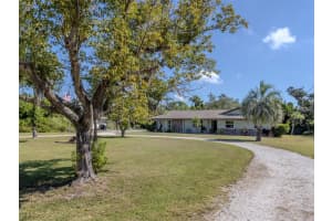 1110 Gladstone Blvd, ENGLEWOOD 1110 Gladstone Blvd, ENGLEWOOD