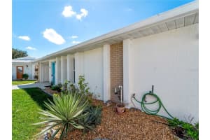 52 Circlewood Dr #a1-2, VENICE