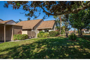 754 Bird Bay Cir #60, VENICE