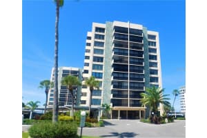 627 Alhambra Rd #603, VENICE