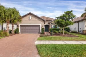 10238 Morning Mist Ln, SARASOTA