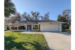 323 Woodvale Dr, VENICE