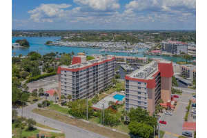 232 Saint Augustine Ave #102, VENICE