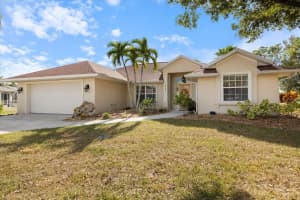 25167 Recife Dr, PUNTA GORDA