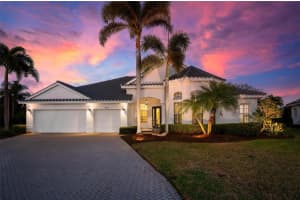 824 Adonis Pl, VENICE