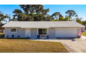 595 W Seminole Dr, VENICE