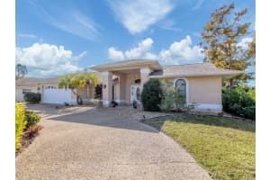 1215 Paradise Way, VENICE