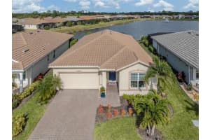 11932 Bohemian Pl, VENICE