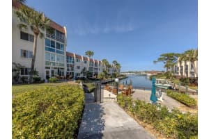 230 Santa Maria St #330, VENICE
