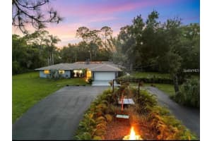 3740 Aberdeen Dr, SARASOTA