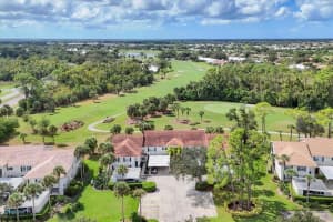 803 Montrose Dr #201, VENICE