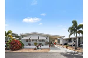 17 Lafitte Dr, NOKOMIS