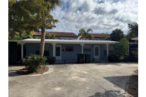 215 Park Blvd S #a, VENICE