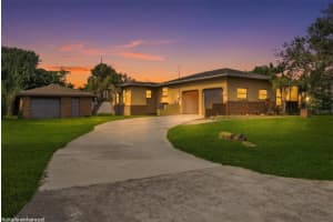 1356 Yacht Club Dr, VENICE