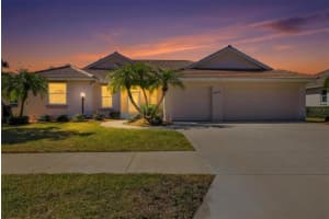 4844 Three Oaks Blvd, SARASOTA