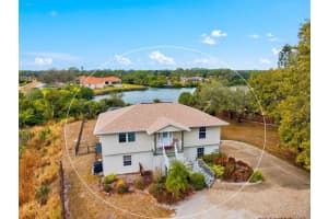 2310 Englewood Rd, ENGLEWOOD