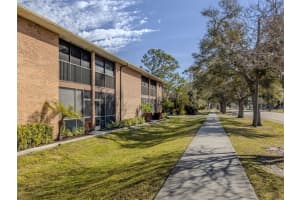 217 Airport Ave W #216, VENICE