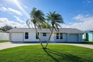 249 Mount Vernon Dr, VENICE