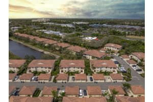 4433 Corso Venetia Blvd #b18, VENICE