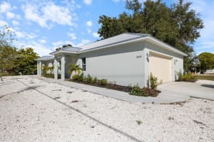 3525 Mcintosh Rd, SARASOTA