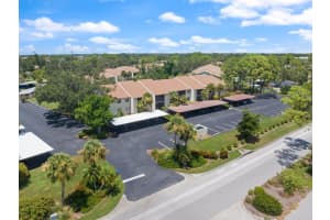 634 Bird Bay Dr E #108, VENICE