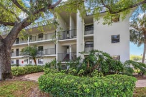 104 Capri Isles Blvd #301, VENICE