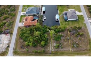 10273 St Paul Dr, PORT CHARLOTTE