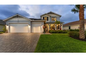 12842 Pinnacle Ln, VENICE