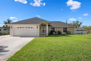 816 Beverly Rd #64, VENICE