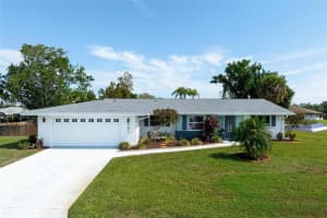 981 N Gondola Dr, VENICE